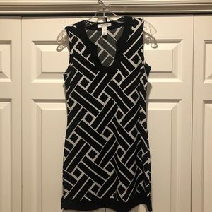 WHBM size S sleeveless black & white tunic